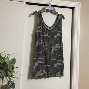 Zenana Outfitters Green Gray Ribbed Tank Top